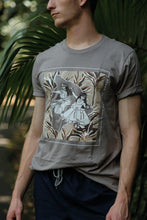 Load image into Gallery viewer, Hula Kahiko Short Sleeve in Pebble