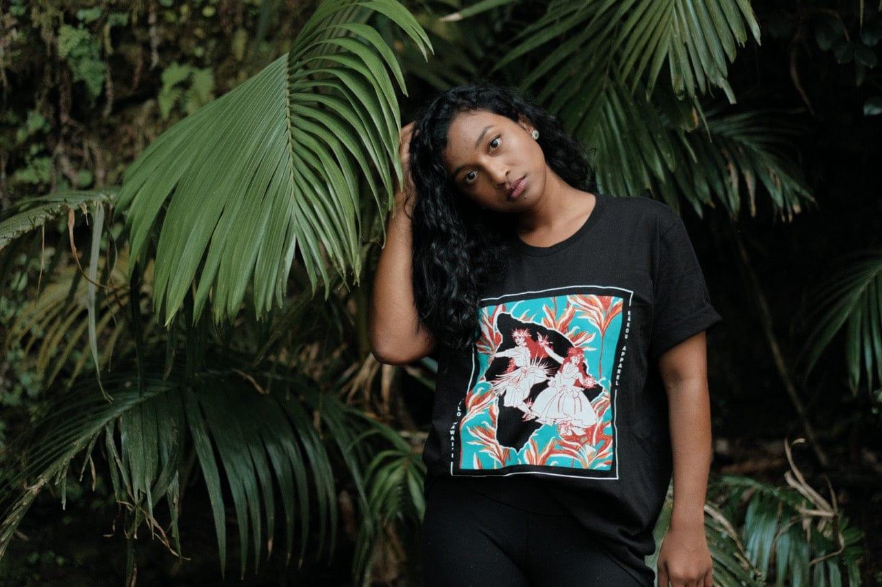 Hula Kahiko T-Shirt in Midnight