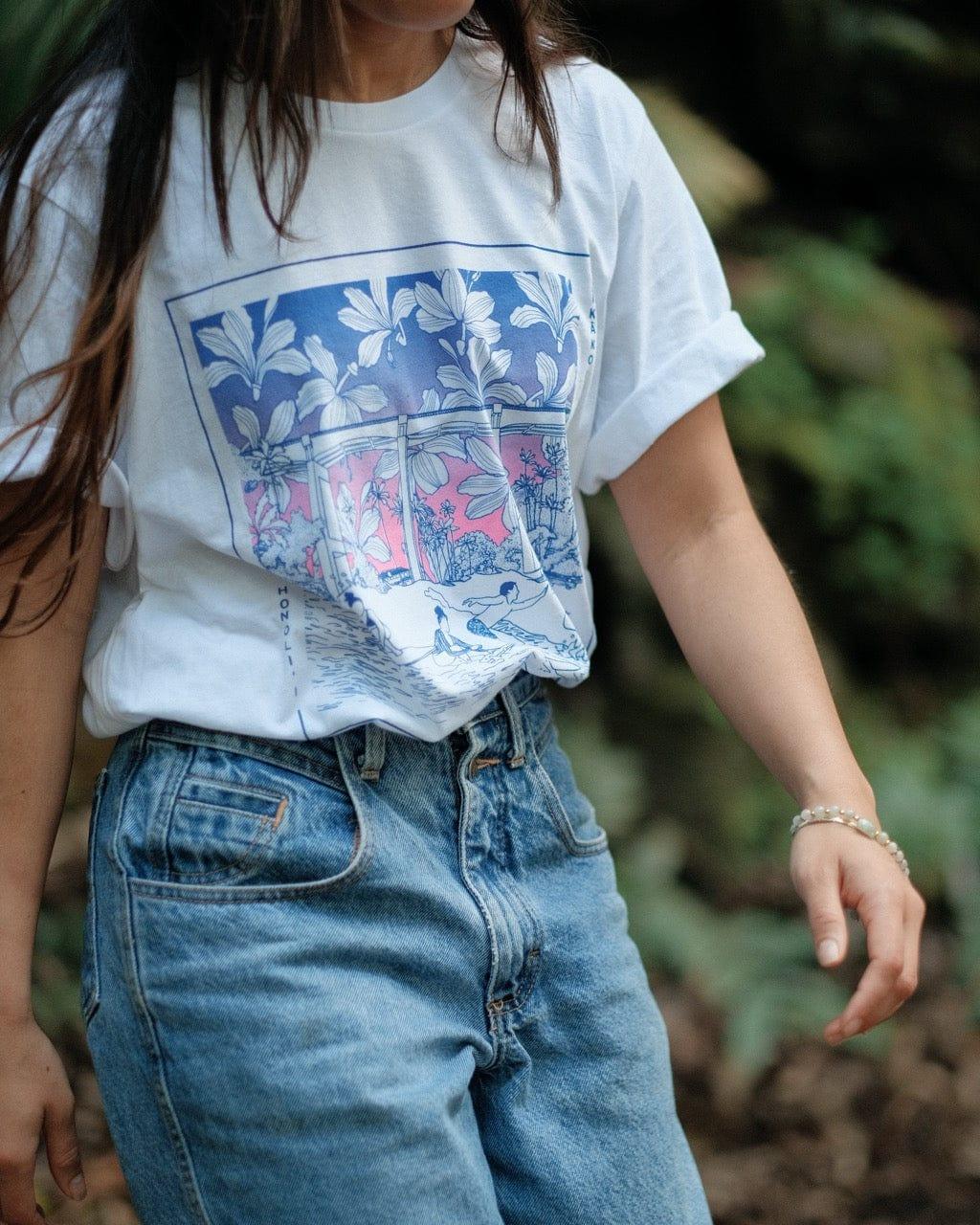 Honoli'i Party Wave T-Shirt in Hau