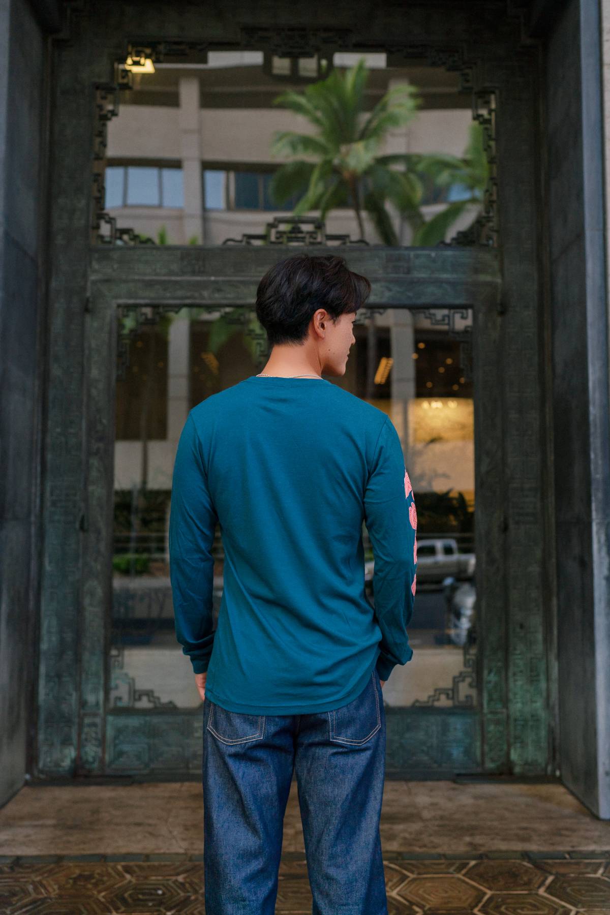 The Antherium Edit Long Sleeve in Hohonu Blue