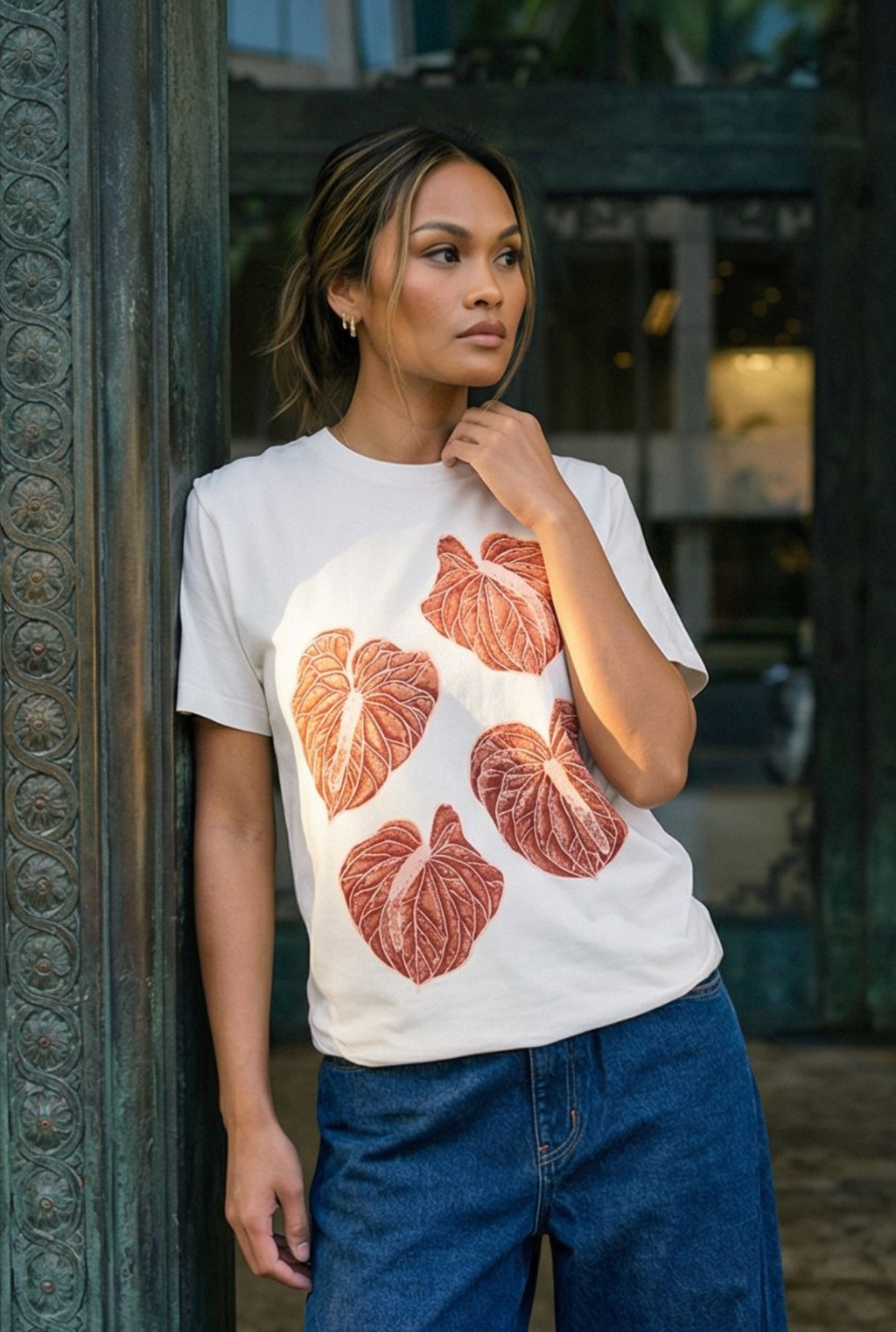 The Anthurium Edit T-Shirt in Hau