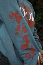 Load image into Gallery viewer, Pohoiki Crewneck Sweater in Indigo