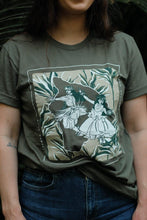 Load image into Gallery viewer, Hula Kahiko Short Sleeve in Olive