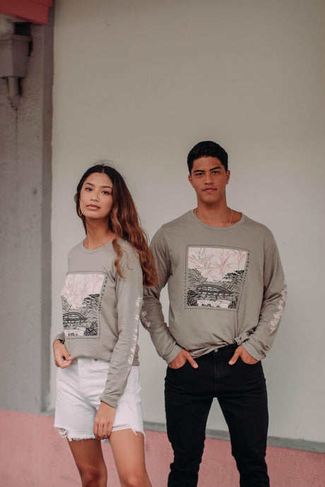 SONG OF WAILUKU Long Sleeve in ASH